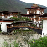 Punakha-Dzong-with-bridge