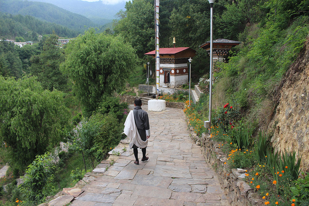 Way to Jakar Dzong